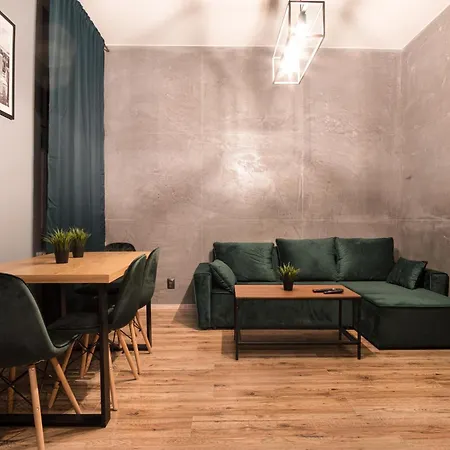 Dream Aparts - Z Parkingiem W Centrum Apartmán